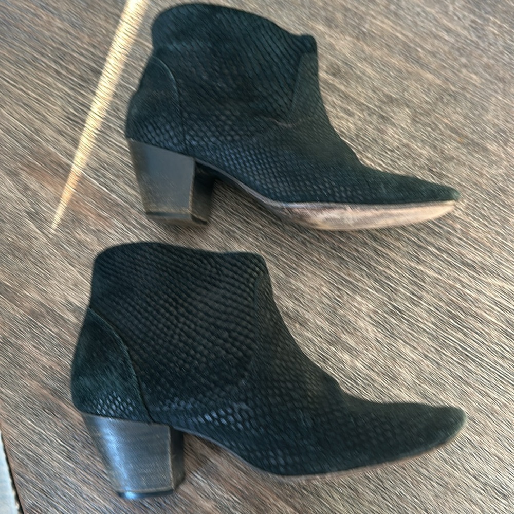 Hudson booties - Picture 6 of 6